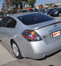 nissan altima 2009 silver sedan 2 5 s gasoline 4 cylinders front wheel drive automatic 46219