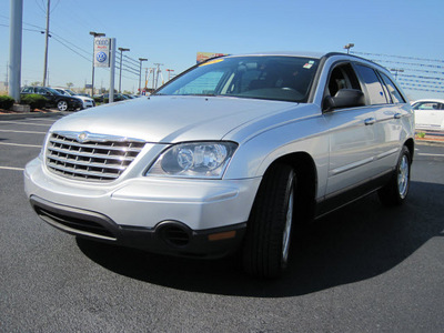 chrysler pacifica 2004 silver suv gasoline 6 cylinders front wheel drive autostick 46410