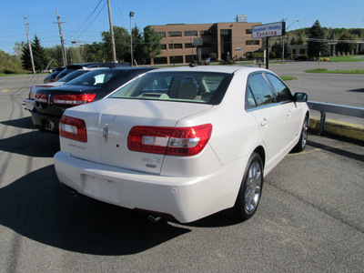 lincoln mkz 2009 white sedan gasoline 6 cylinders all whee drive automatic with overdrive 13502