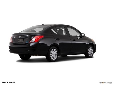 nissan versa 2012 sedan 1 6 s gasoline 4 cylinders front wheel drive cont  variable trans  47130