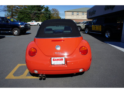 volkswagen new beetle 2004 orange gls gasoline 4 cylinders front wheel drive automatic with overdrive 08844