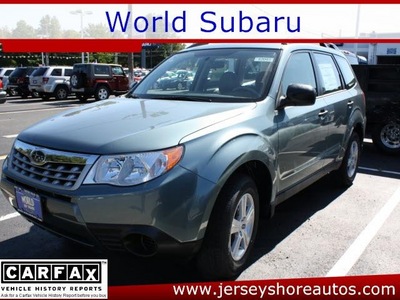 subaru forester 2011 lt  green 2 5x gasoline 4 cylinders all whee drive 5 speed manual 07701