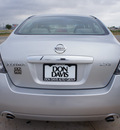 nissan altima 2009 silver sedan 2 5 s gasoline 4 cylinders front wheel drive automatic 76018