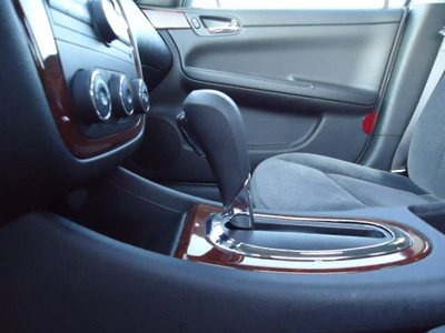 chevrolet impala 2008 dk  gray sedan ls flex fuel 6 cylinders front wheel drive automatic 60007