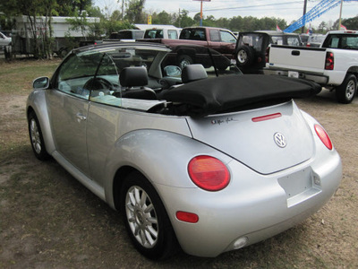 volkswagen new beetle 2004 silver gls gasoline 4 cylinders front wheel drive automatic 77379