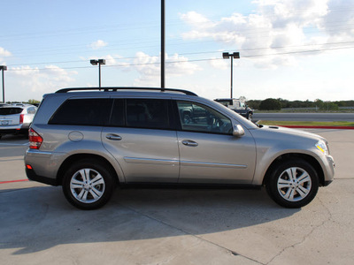 mercedes benz gl class 2007 silver suv gl450 gasoline 8 cylinders all whee drive automatic 76087
