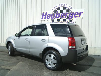 saturn vue 2005 silver nickel suv gasoline 6 cylinders front wheel drive automatic 80905
