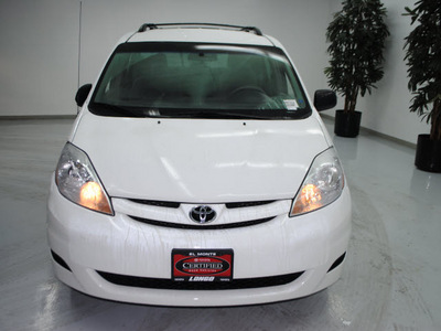 toyota sienna 2010 white van ce 7 passenger gasoline 6 cylinders front wheel drive automatic 91731