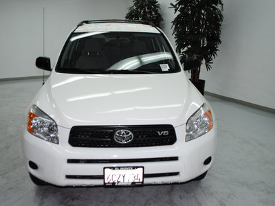 toyota rav4 2008 white suv gasoline 6 cylinders 2 wheel drive automatic 91731