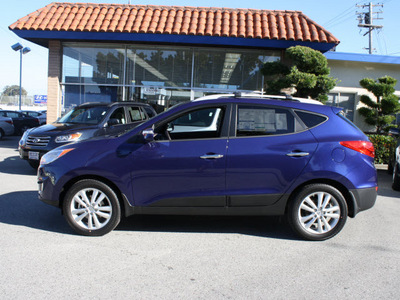 hyundai tucson 2012 lt  blue limited gasoline 4 cylinders all whee drive automatic 94010