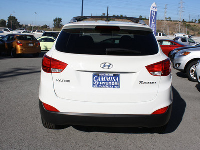 hyundai tucson 2012 white gls gasoline 4 cylinders front wheel drive automatic 94010