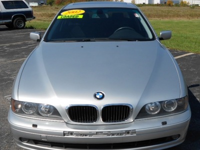 bmw 5 series 2002 silver sedan gasoline 6 cylinders rear wheel drive 5 speed automatic 43228