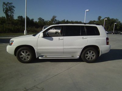 toyota highlander 2006 white suv gasoline 4 cylinders front wheel drive automatic 75503
