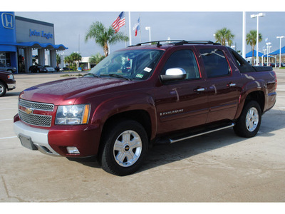 chevrolet avalanche 2008 red suv z71 flex fuel 8 cylinders 2 wheel drive automatic with overdrive 77065