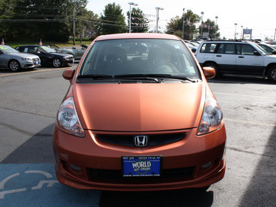 honda fit 2008 blaze orange hatchback sport gasoline 4 cylinders front wheel drive 5 speed manual 07701