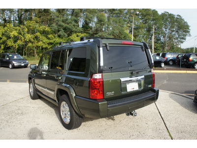 jeep commander 2007 jeep green suv limited gasoline 8 cylinders 4 wheel drive automatic 07724