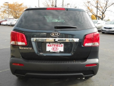 kia sorento 2012 baltic blue suv lx gasoline 4 cylinders all whee drive 6 speed automatic 43228