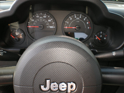 jeep wrangler 2009 black suv x gasoline 6 cylinders 4 wheel drive 6 speed manual 13502
