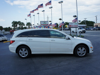 mercedes benz r class 2008 white suv r350 gasoline 6 cylinders rear wheel drive automatic 33021