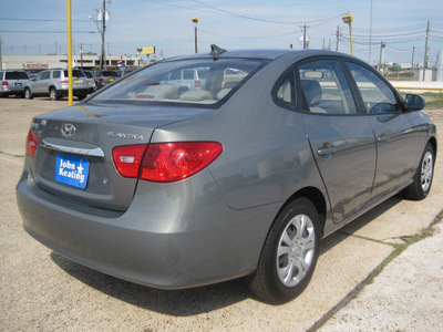 hyundai elantra 2010 gray sedan gasoline 4 cylinders front wheel drive automatic 77037