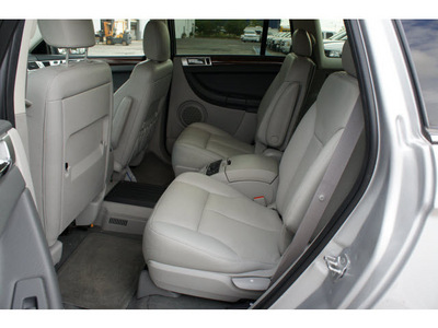 chrysler pacifica 2007 bright silver suv touring gasoline 6 cylinders all whee drive automatic 07712