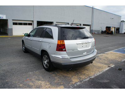 chrysler pacifica 2007 bright silver suv touring gasoline 6 cylinders all whee drive automatic 07712