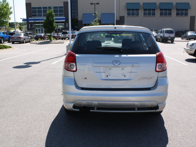 toyota matrix 2004 gray wagon xr gasoline 4 cylinders front wheel drive automatic 80126