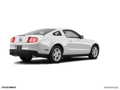 ford mustang 2012 coupe gasoline 6 cylinders rear wheel drive 6r80 6 spd auto 07724