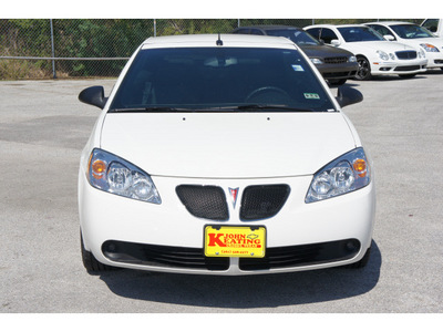 pontiac g6 2008 white gt gasoline 6 cylinders front wheel drive automatic with overdrive 77037