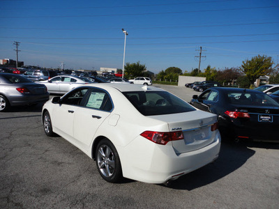 acura tsx 2011 white sedan gasoline 4 cylinders front wheel drive automatic with overdrive 60462