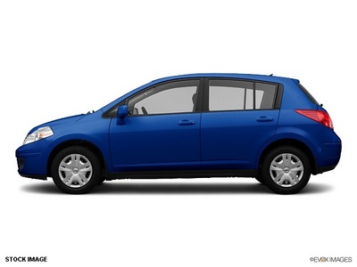 nissan versa 2012 blue hatchback gasoline 4 cylinders front wheel drive not specified 98371