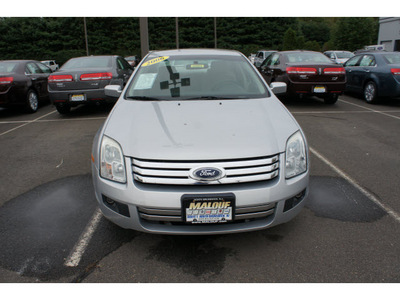 ford fusion 2006 silver sedan i4 se gasoline 4 cylinders front wheel drive automatic with overdrive 08902