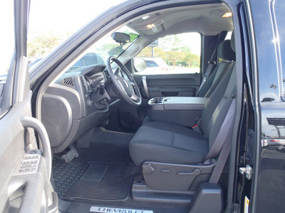 chevrolet silverado 1500 2011 black lt flex fuel 8 cylinders 4 wheel drive automatic with overdrive 28557