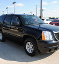 gmc yukon 2011 black suv flex fuel 8 cylinders 2 wheel drive automatic 76087