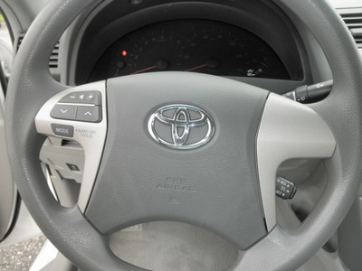 toyota camry 2011 white sedan gasoline 4 cylinders front wheel drive automatic 34474