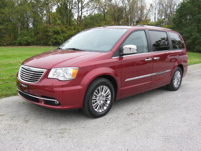 chrysler town and country 2011 red van limited flex fuel 6 cylinders front wheel drive automatic 45840