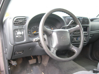 chevrolet s 10 2000 beige pickup truck ls gasoline v6 rear wheel drive automatic 45840
