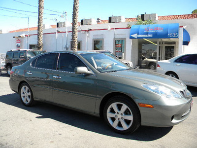 lexus es 330 2005 dk  green sedan gasoline 6 cylinders front wheel drive automatic 92882