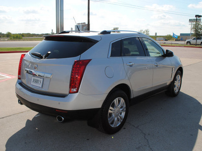 cadillac srx 2011 silver gasoline 6 cylinders front wheel drive automatic 76087