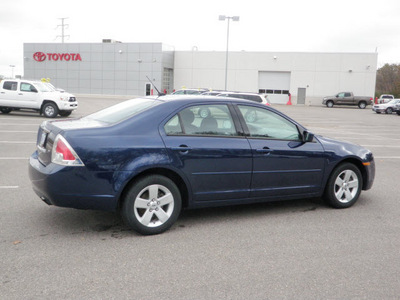 ford fusion 2007 blue sedan i 4 se gasoline 4 cylinders front wheel drive automatic 56001