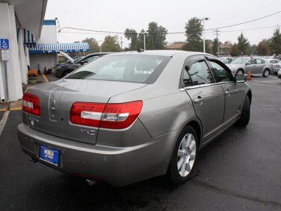 lincoln mkz 2008 vapor silver sedan gasoline 6 cylinders front wheel drive automatic with overdrive 07701