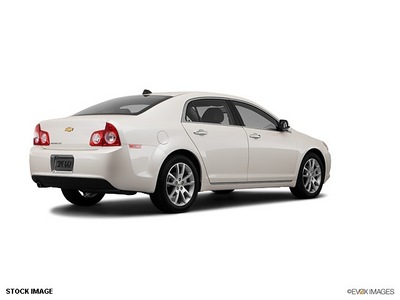 chevrolet malibu 2012 white sedan gasoline 4 cylinders front wheel drive 6 spd auto lpo,rr splr lp 77090