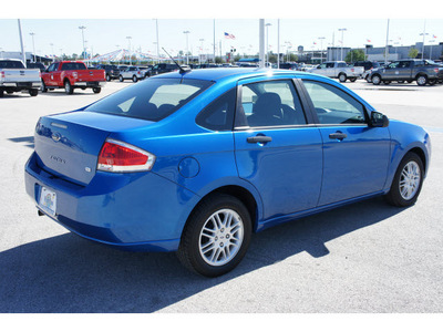 ford focus 2011 blue sedan se gasoline 4 cylinders front wheel drive automatic 77388