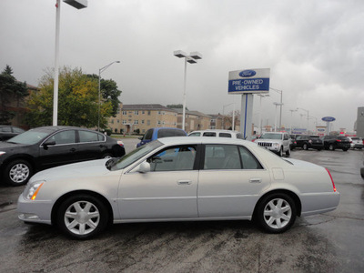 cadillac dts 2006 white sedan gasoline 8 cylinders front wheel drive automatic with overdrive 60546