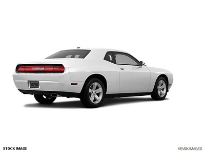 dodge challenger 2012 coupe flex fuel 6 cylinders rear wheel drive not specified 76210