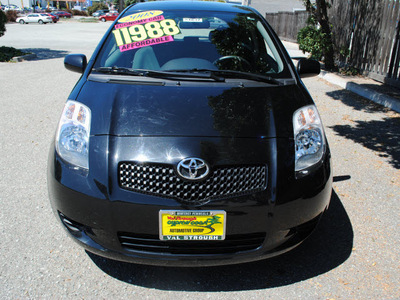 toyota yaris 2008 black hatchback gasoline 4 cylinders front wheel drive 5 speed manual 93955