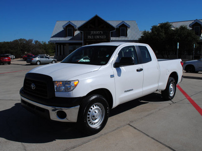 toyota tundra 2008 white gasoline 8 cylinders 2 wheel drive automatic 76087