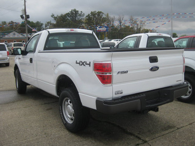 ford f 150 2011 white xl flex fuel 8 cylinders 4 wheel drive 6 speed automatic 62863