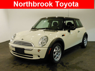 mini cooper 2005 off white hatchback gasoline 4 cylinders front wheel drive automatic 60062