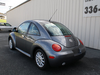 volkswagen new beetle 2005 dk  gray hatchback gls gasoline 4 cylinders front wheel drive automatic 27215